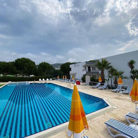 Palm Club Apart Otel Kuşadası Exterior photo